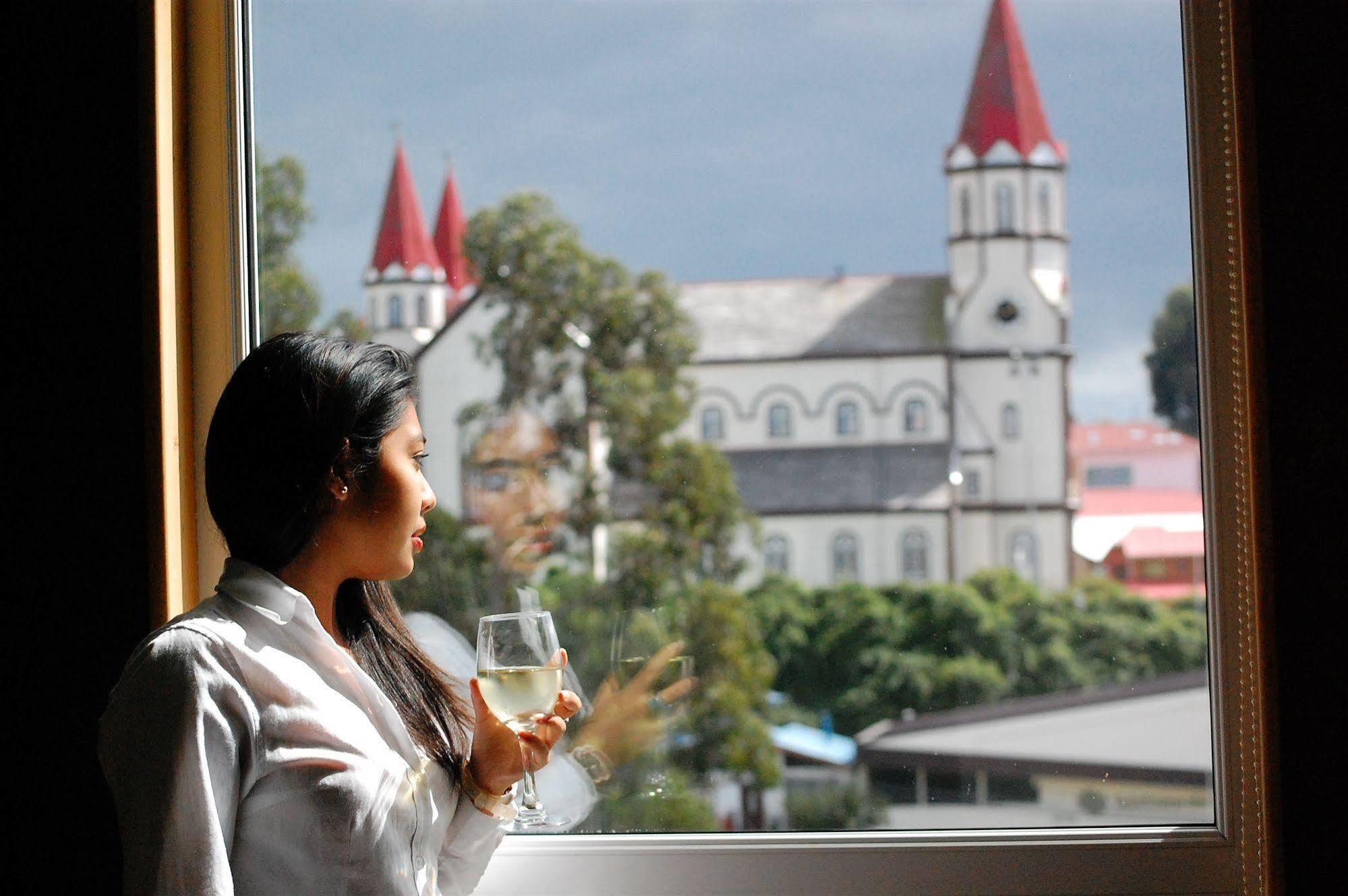 Solace Hotel Puerto Varas Exteriör bild